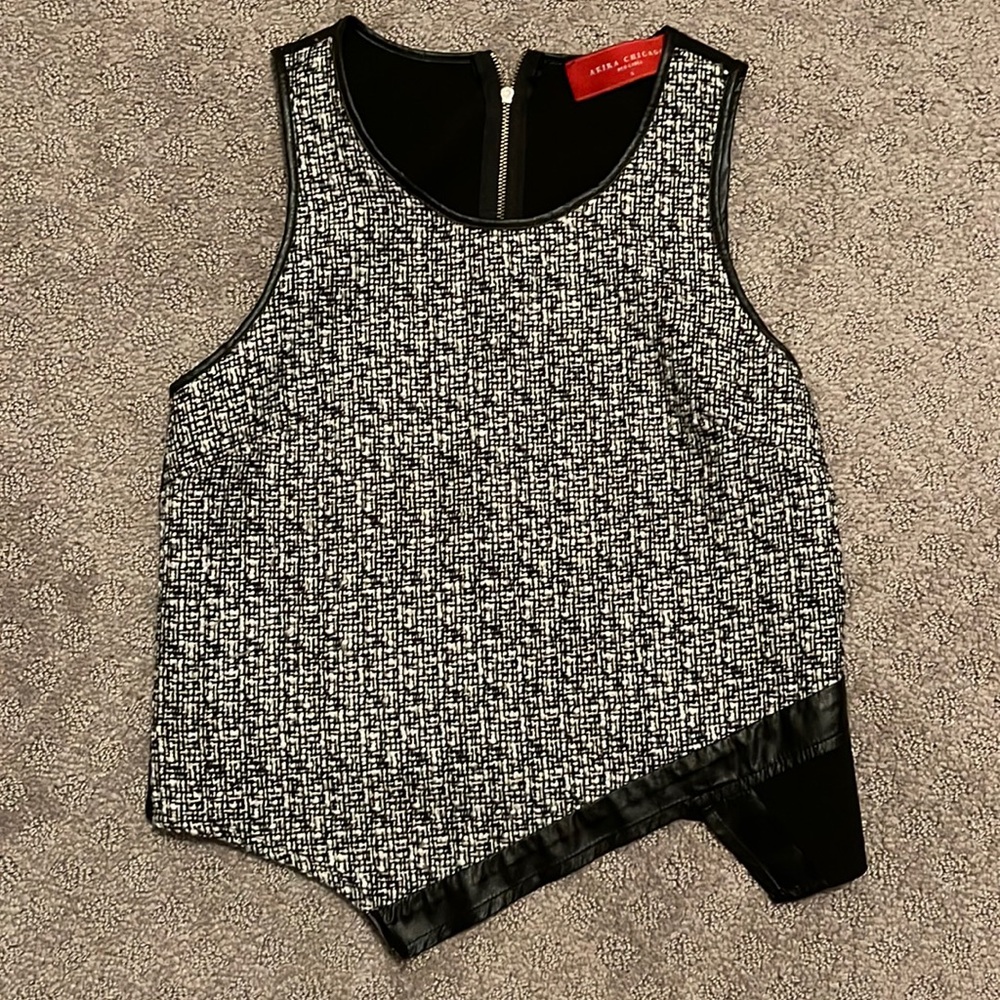 Tweed top